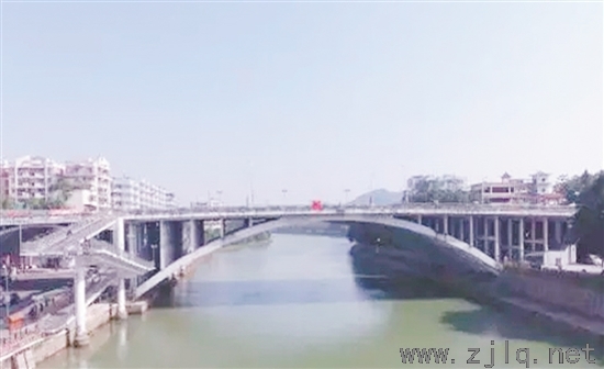 蓬（péng）江大橋