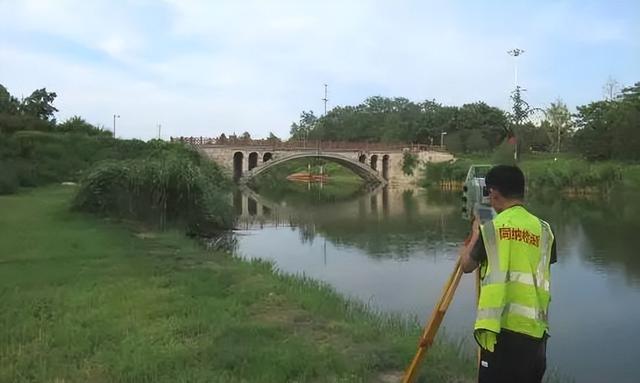 山東濟寧委托檢測單位對洸府河路（lù）凱賽大橋、金宇路洸府河橋、吳泰閘路洸府（fǔ）河（hé）橋等（děng）25座橋梁進行檢測和荷載試（shì）驗