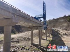 新疆哈巴河公路管理分局對42座橋梁進（jìn）行（háng）橋梁檢測